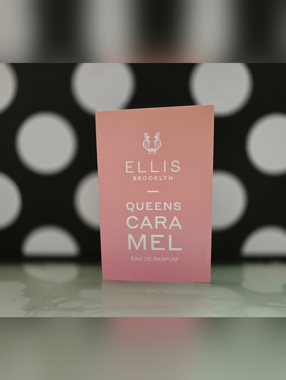 5/$25✨️EB Queens Caramel SAMPLE✨️